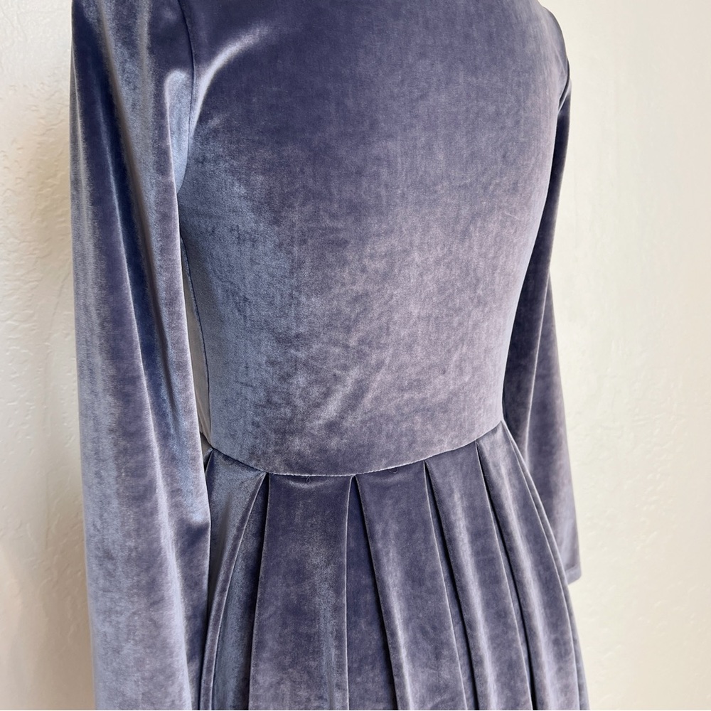 ✖️SOLD✖️•ARIZIA Talula• Lambeth Velvet Skater Dress - Picture 9 of 12